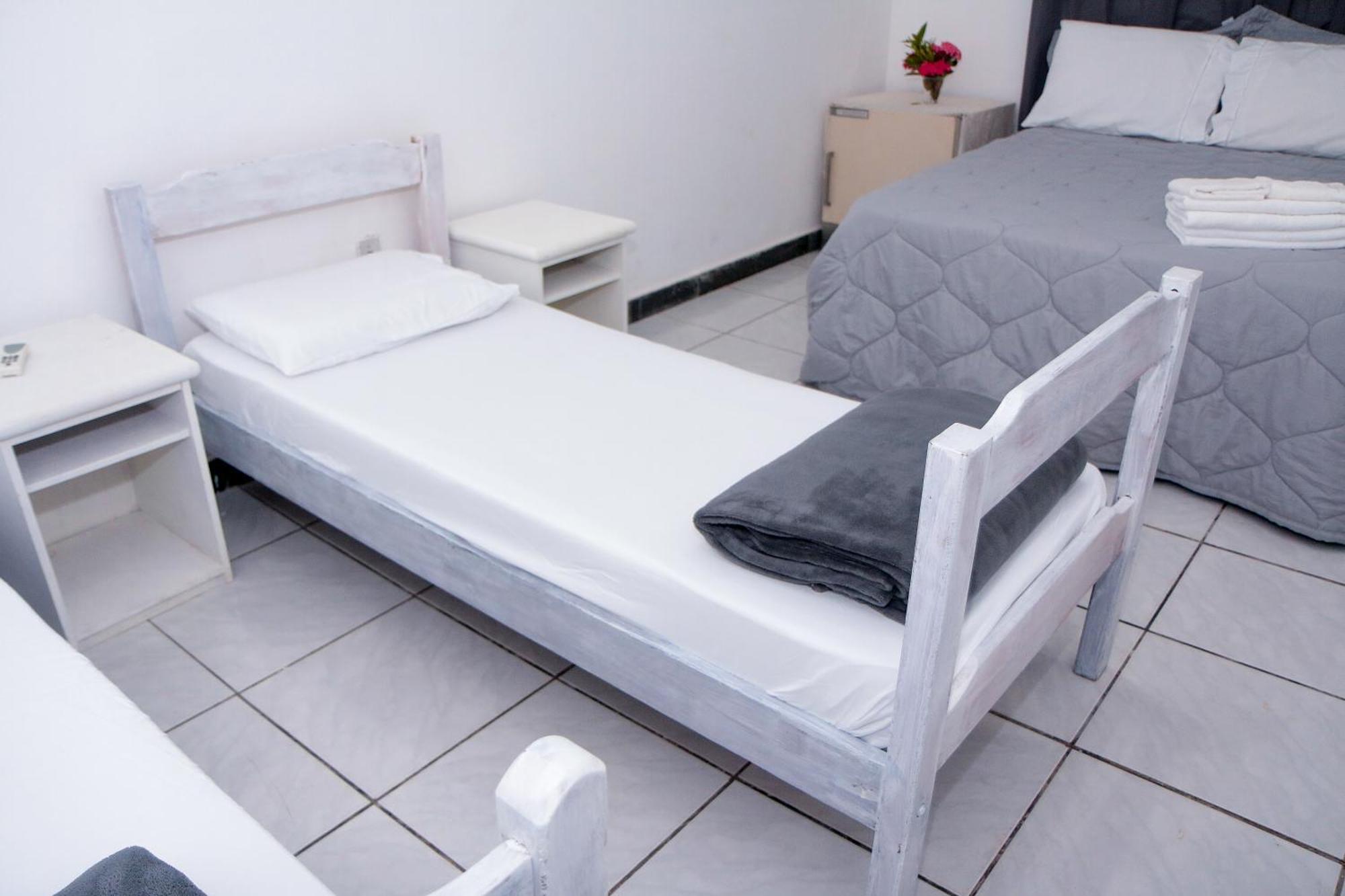 Vila Iriri - Pousada E Camping Anchieta  Exteriör bild